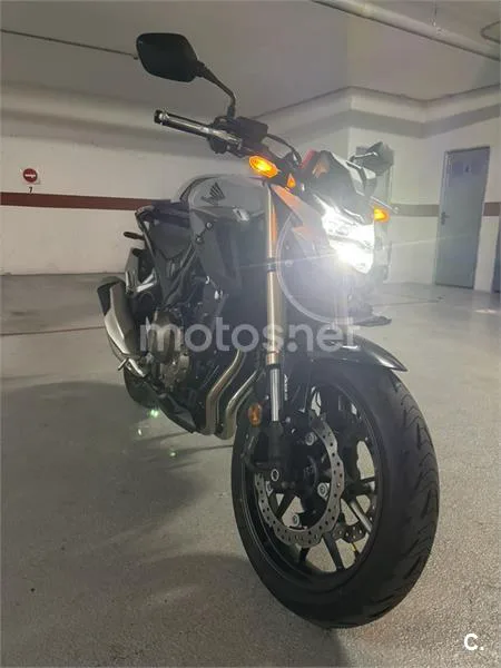 Honda CB 500 F – Vista 12