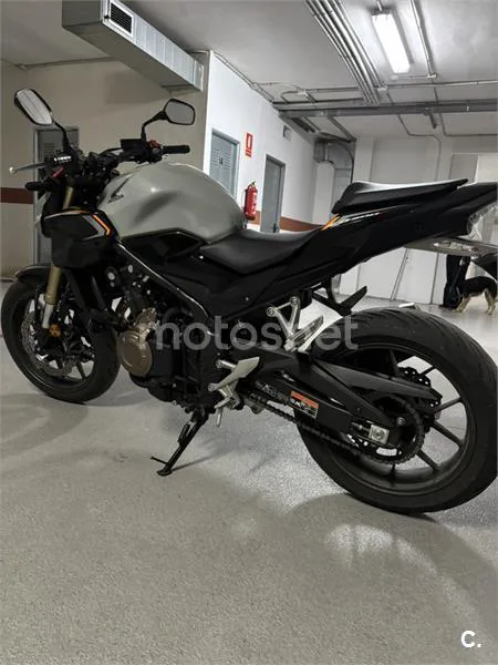 Honda CB 500 F – Vista 8