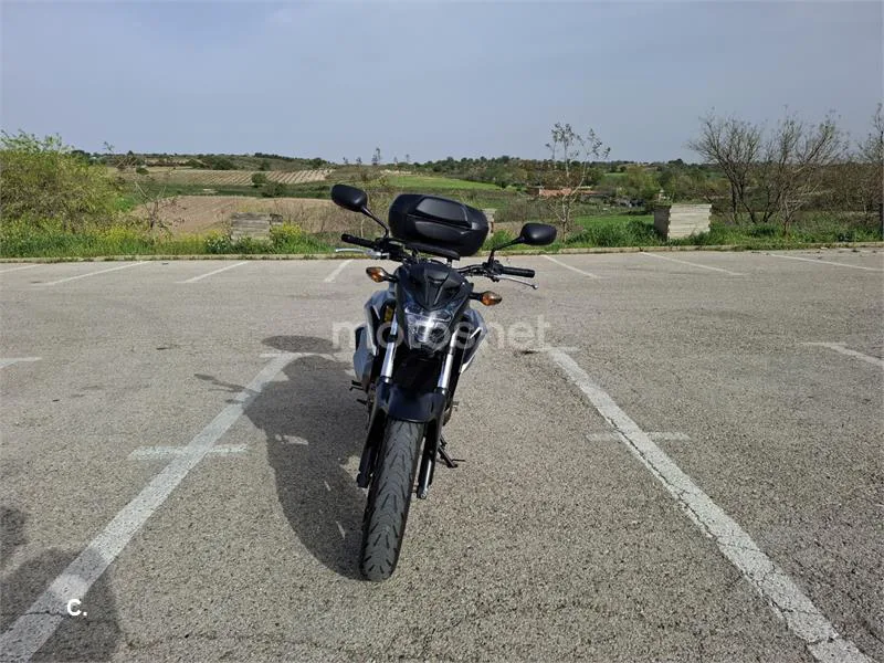 Honda CB 500 F – Vista 3