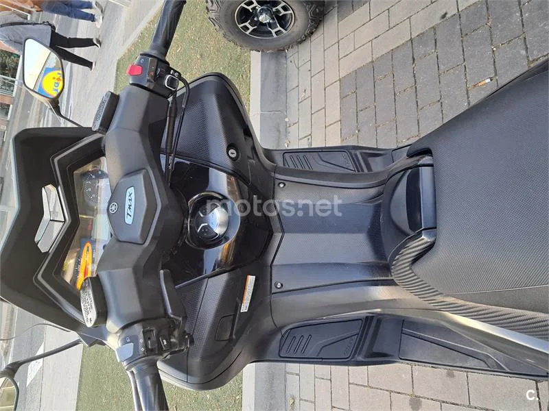 Yamaha TMAX 530 – Vista 11