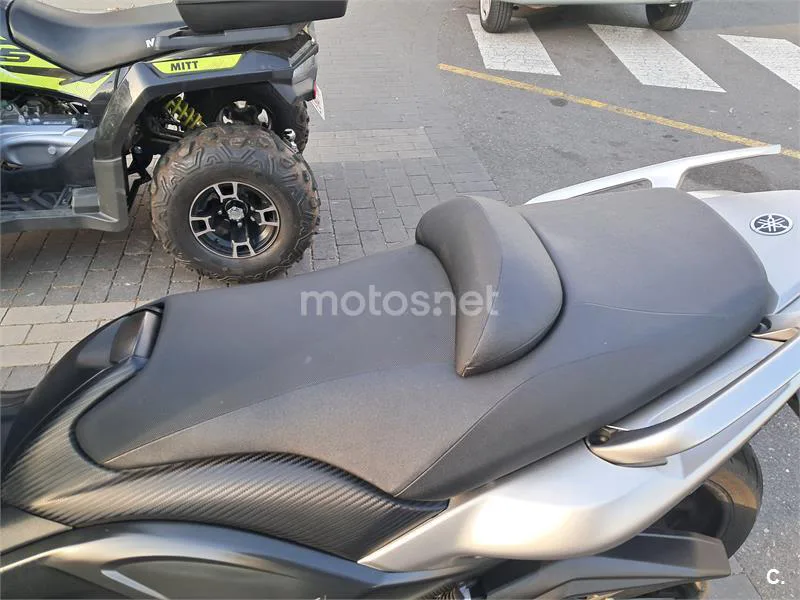 Yamaha TMAX 530 – Vista 9