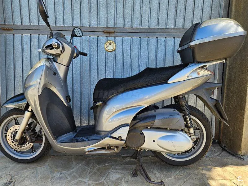 Honda SH300i – Vista 5