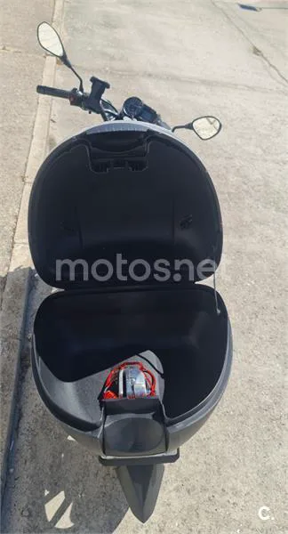 Keeway RKV 125 – Vista 10