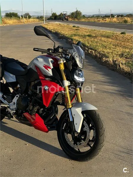 BMW F 900 R – Vista 6