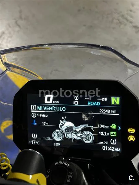 BMW F 900 R – Vista 8