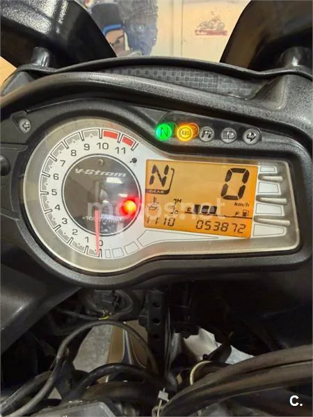 Suzuki V-Strom 650 – Vista 14
