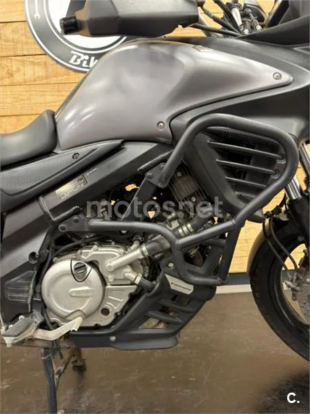 Suzuki V-Strom 650 – Vista 17
