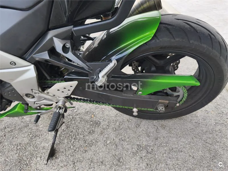 Kawasaki Z 750 – Vista 20