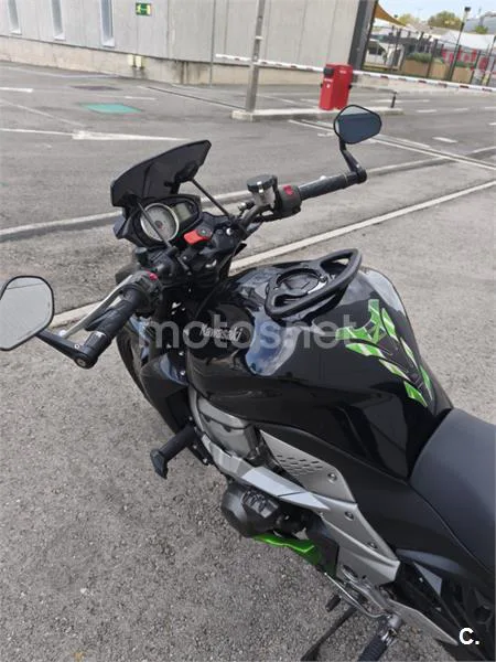 Kawasaki Z 750 – Vista 6