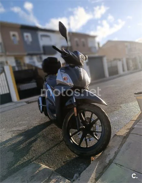 SYM Symphony ST 125 – Vista 2