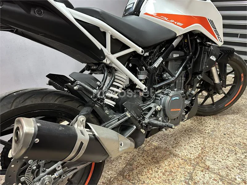 KTM 390 – Vista 2