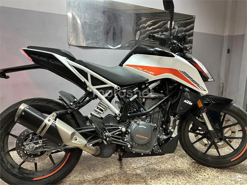 KTM 390 – Vista 3