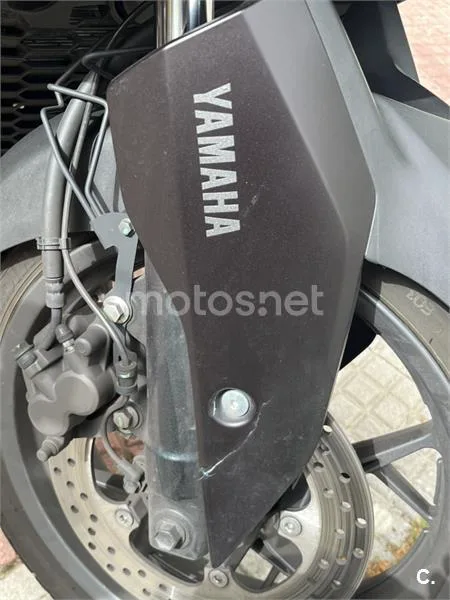 Yamaha XMAX 125 – Vista 8
