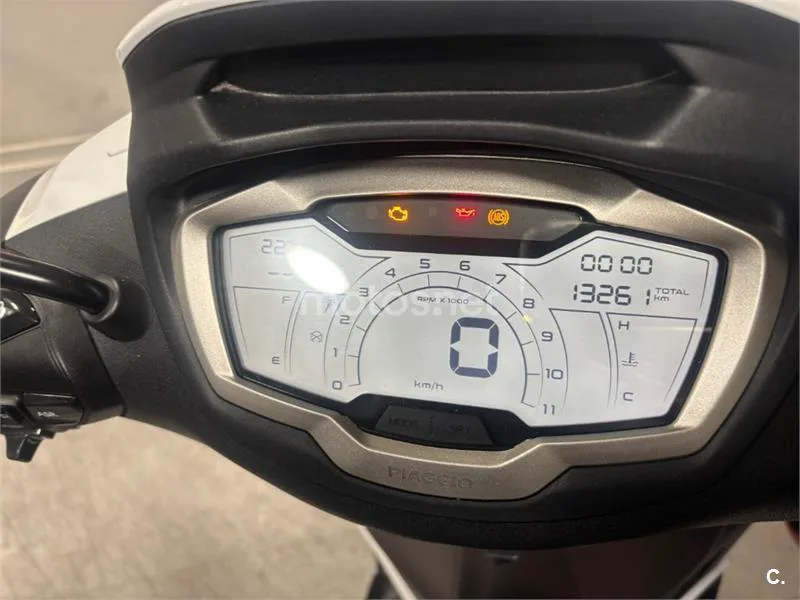 Piaggio Beverly – Vista 5