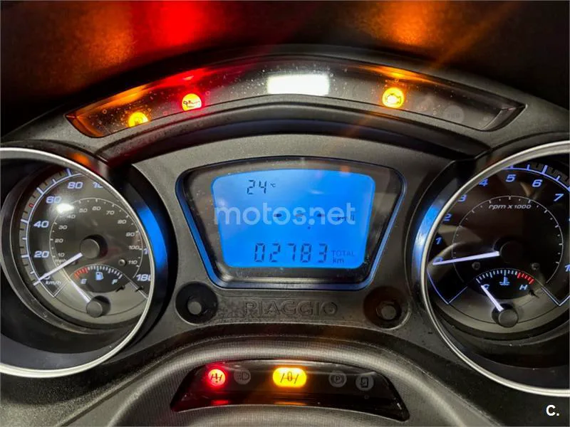 Piaggio MP3 – Vista 5