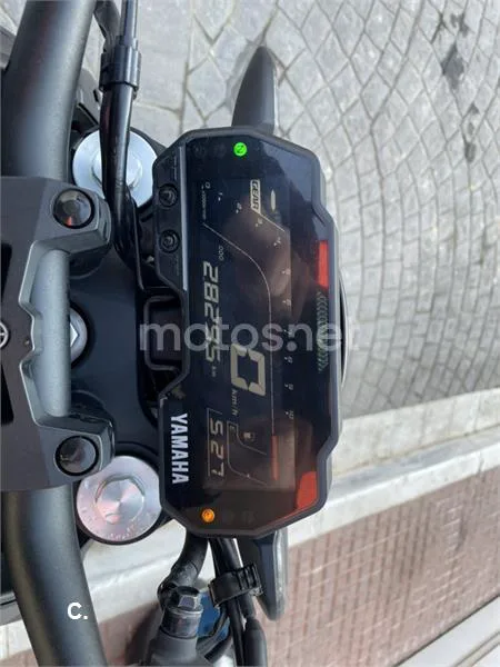 Yamaha MT-125 – Vista 11