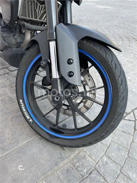 Yamaha MT-125 – Vista 9