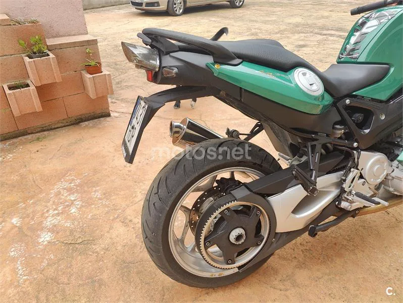 BMW F 800 ST - Vista 6