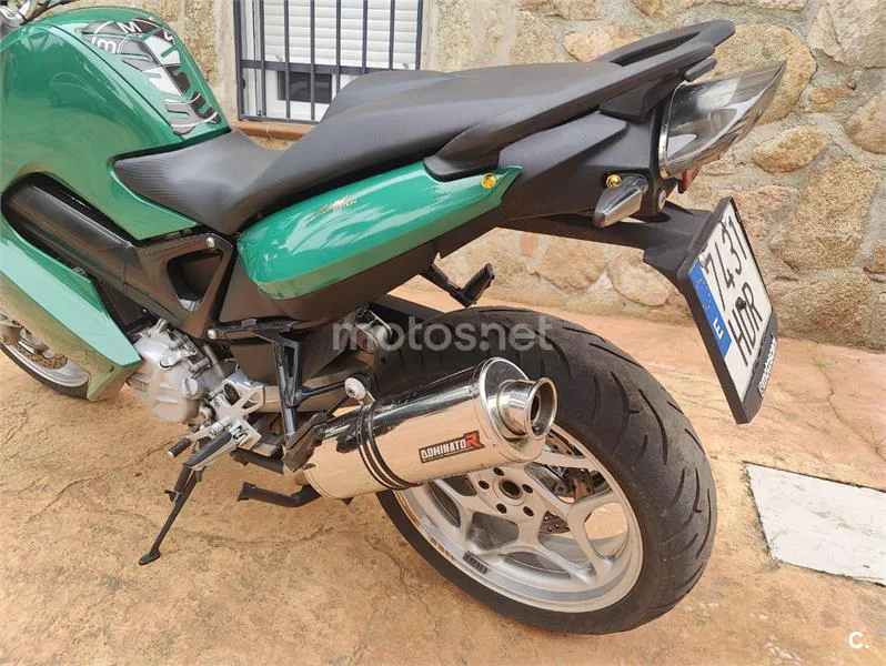 BMW F 800 ST - Vista 7