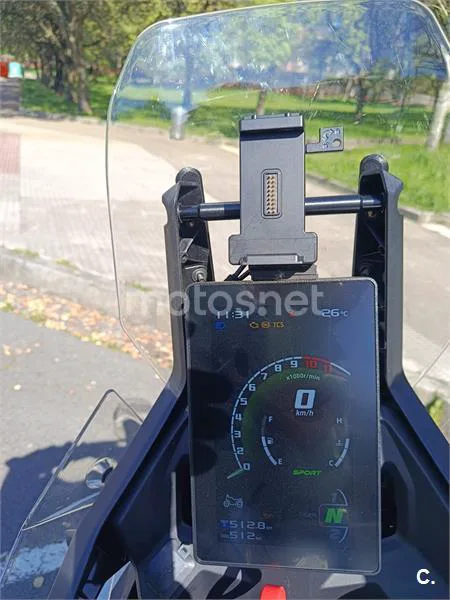 Voge DS 800 Rally – Vista 3