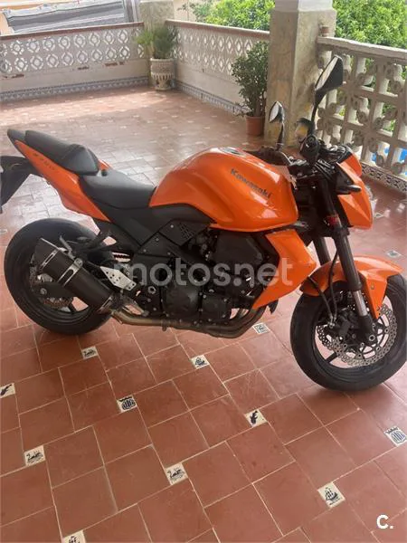 Kawasaki Z 750 – Vista 2