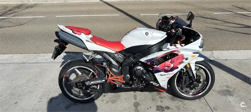 Yamaha R1 – Vista 2