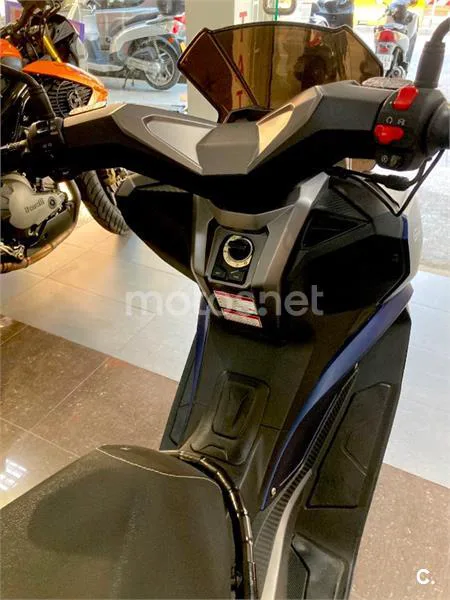 Keeway Vieste 300 – Vista 13