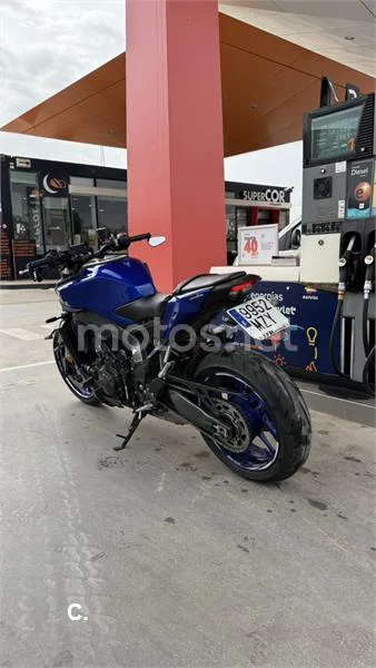 Yamaha MT-09 – Vista 6
