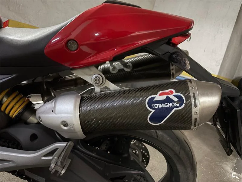 Ducati Monster 696 – Vista 4