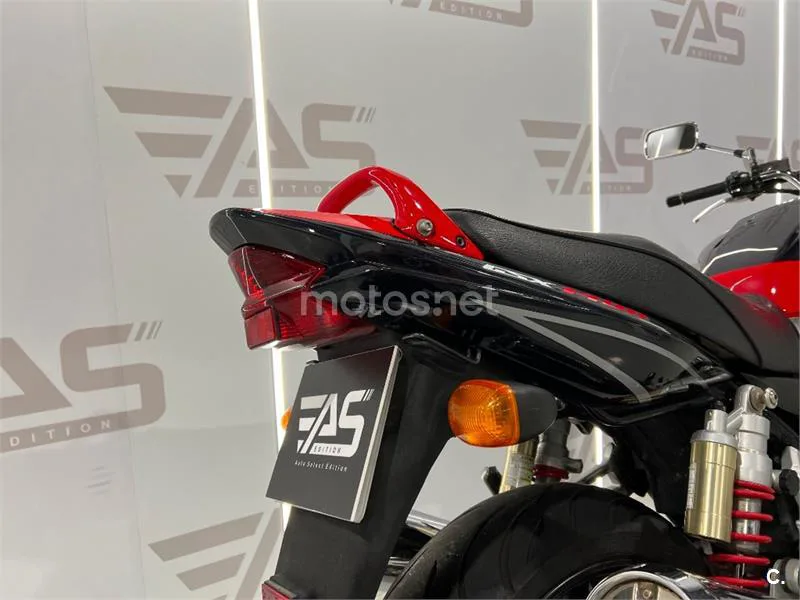 Suzuki GSX 1400 – Vista 10