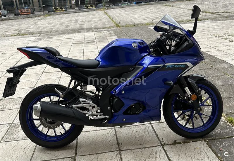 Yamaha R125 – Vista 3