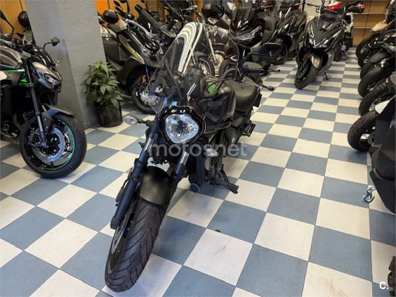 Kawasaki Vulcan S – Vista 3