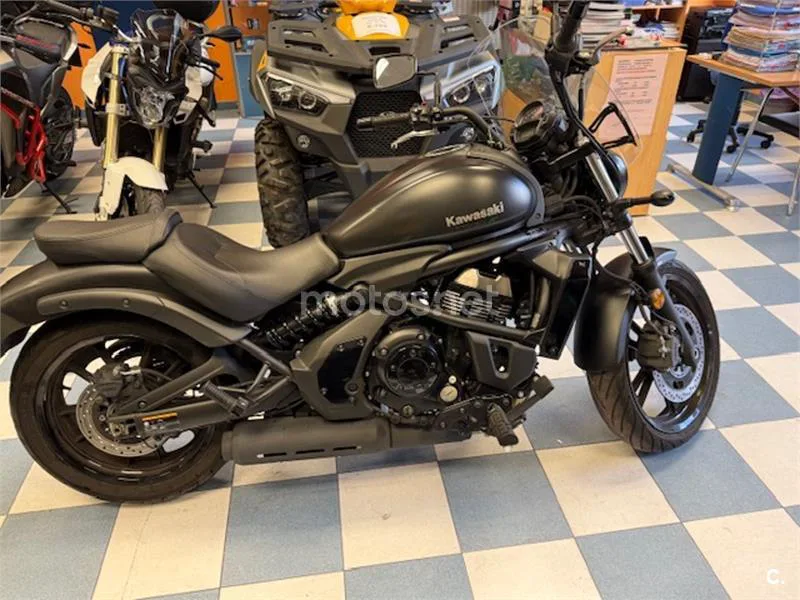 Kawasaki Vulcan S – Vista 9