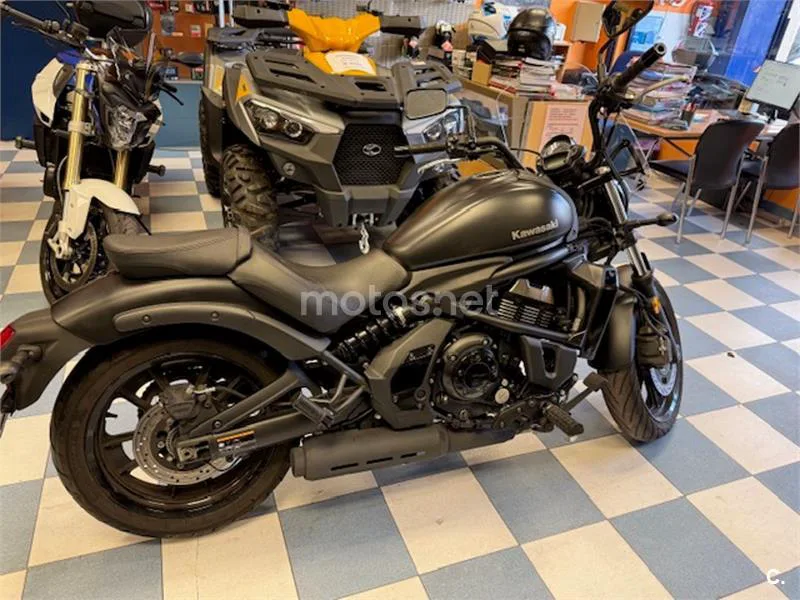 Kawasaki Vulcan S – Vista 10