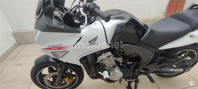 Honda CBF 600S – Vista 6