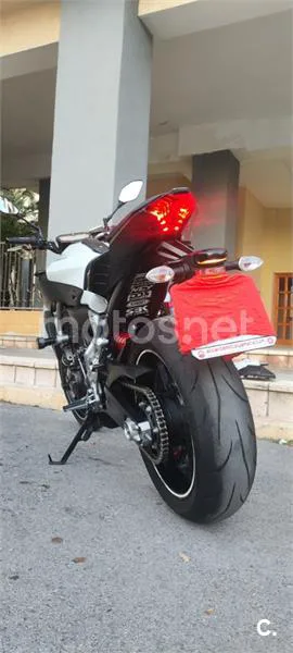 Yamaha MT-07 – Vista 8