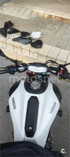 Yamaha MT-07 – Vista 9