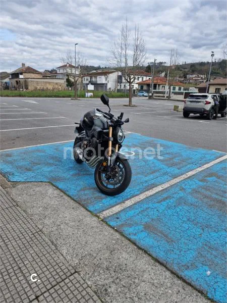 Honda CB 650 R – Vista 7
