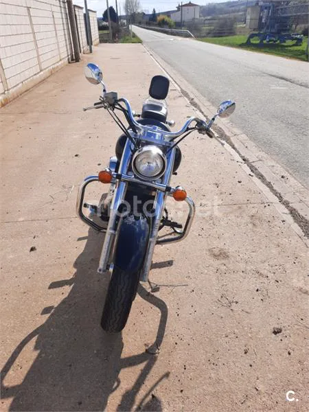Honda VT 750 C Shadow – Vista 12