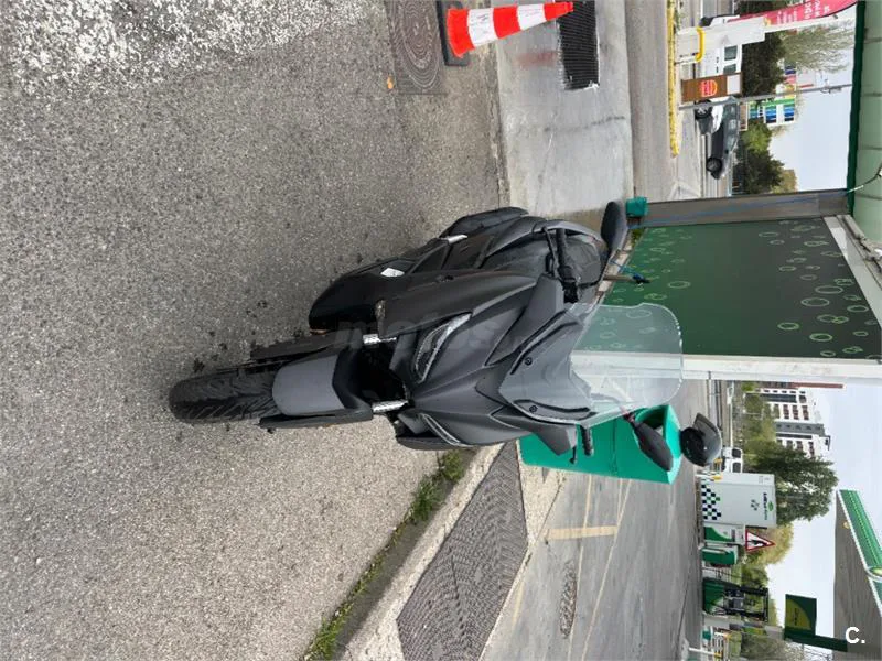 Yamaha XMAX 125 – Vista 2