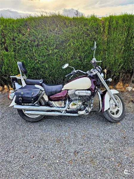 Hyosung GV 250 AQUILA – Vista 2