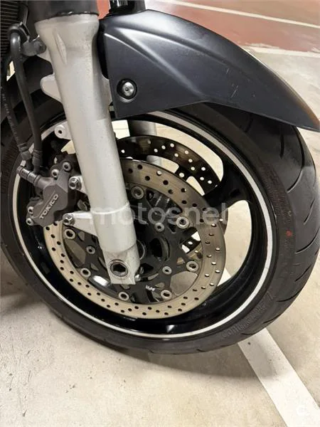 Suzuki GSR 600 – Vista 8