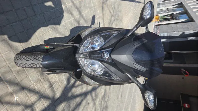 SYM Joymax 300 – Vista 5