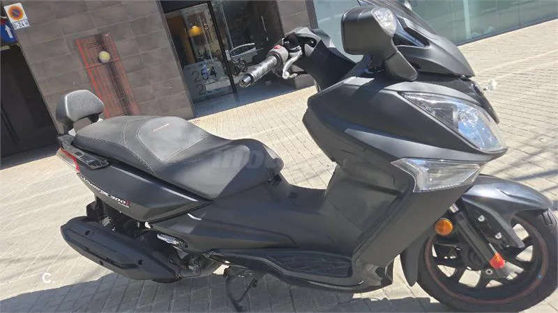 SYM Joymax 300 – Vista 6