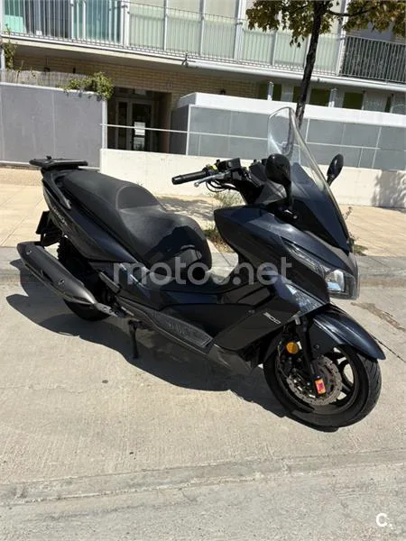 Kymco Grand Dink 300 – Vista 2