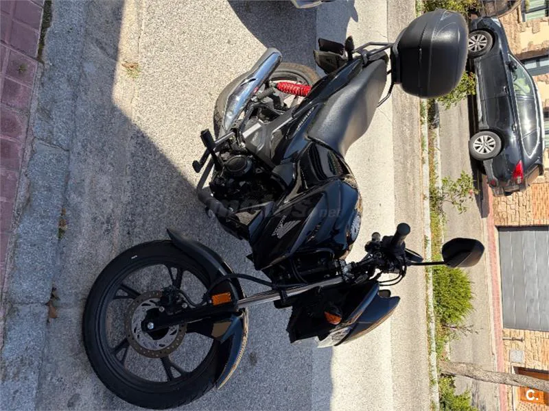 Honda CB 125 – Vista 2