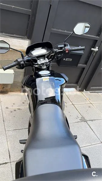 Honda CB 125 – Vista 4