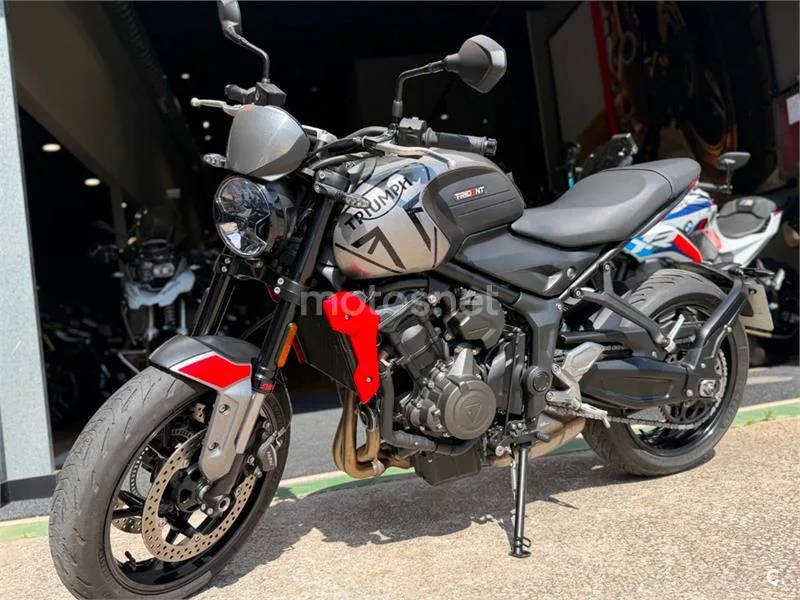 Triumph Trident 660 – Vista 7