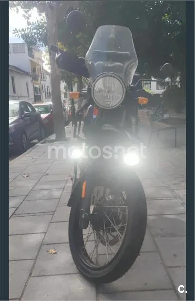 Royal Enfield Himalayan 410 – Vista 4