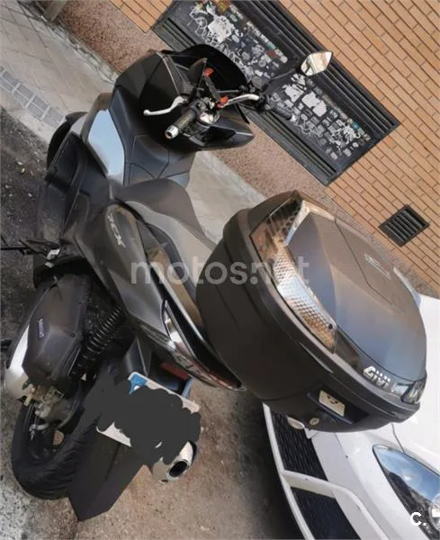 Honda PCX 125 – Vista 2